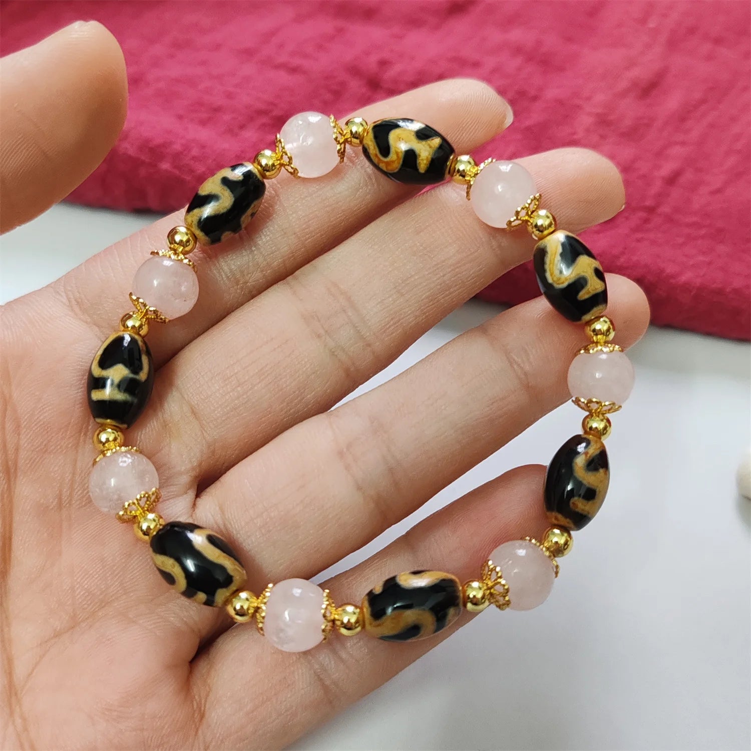 1pcs/lot Natural vase pattern agate dzi bracelet Match the crystal beads of the fan exquisite beautiful vogue Gifts for girls